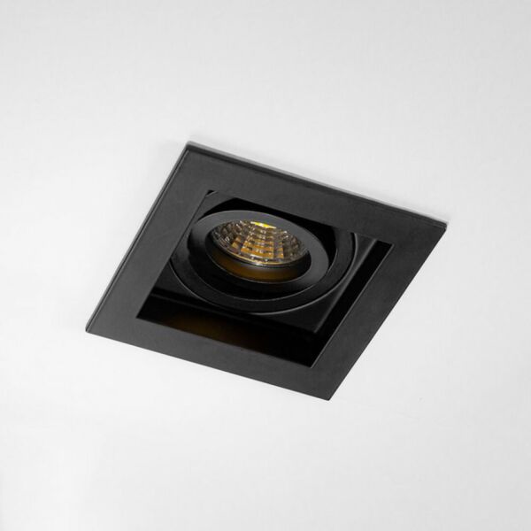 سبوت لايت مفرد اسود