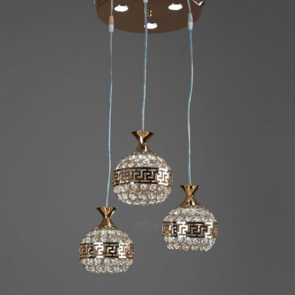 ثريا ماكما علاقي كرستال ذهبي