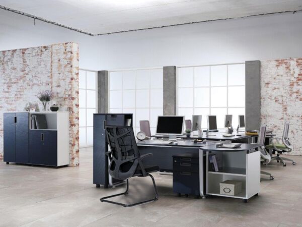 كرسي مكتب نيتشر اسود