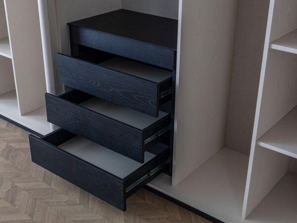 دولاب ملابس بونتي 6 ابواب - أبيض وأسود