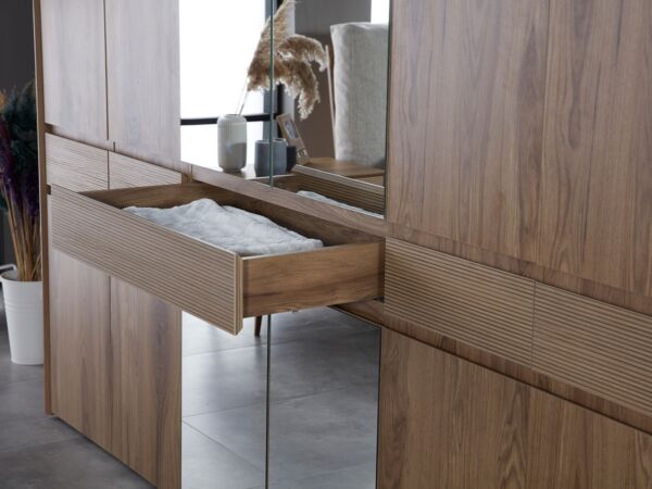 دولاب ملابس 6 ابواب أفونا