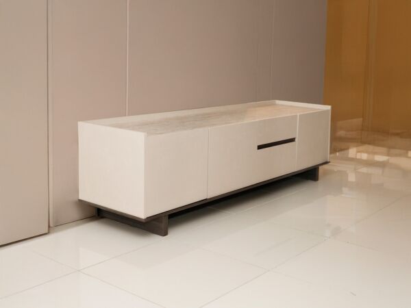 طاولة تلفزيون بيلا - كريمي واسود