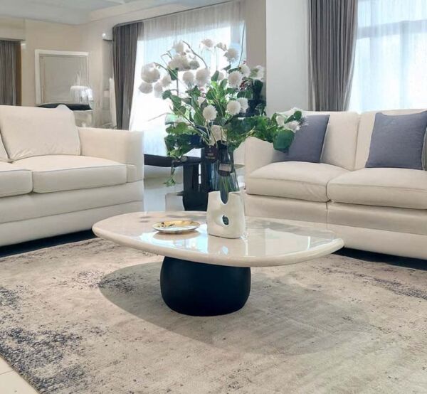 طاولة قهوة كبيرة رخام توري