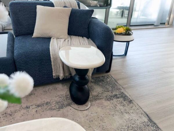 طاولة جانبية رخام توري