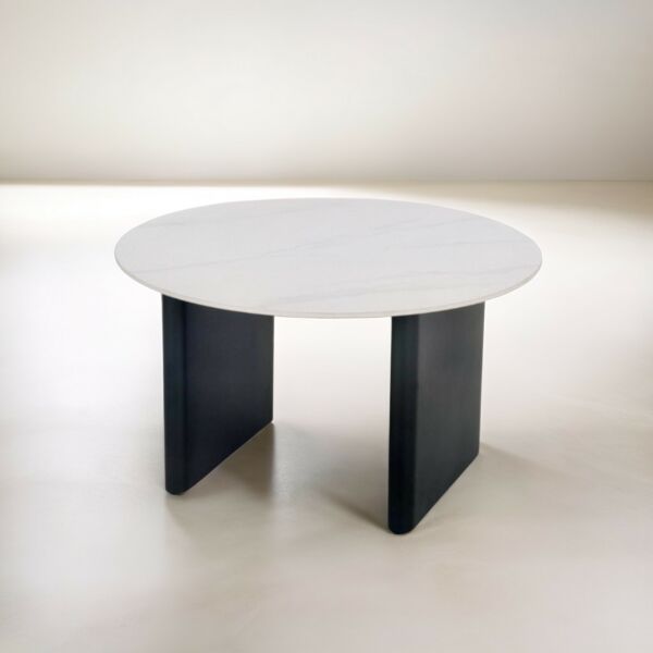 طاولة قهوة كورن - ابيض واسود