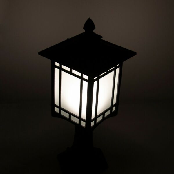 كشاف حديقة ارضي كاثي اسود