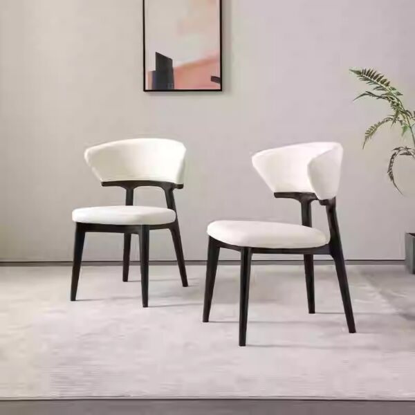 كرسي طعام كلوديا - كريمي واسود