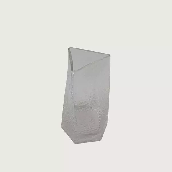 فازة زجاجية ريا