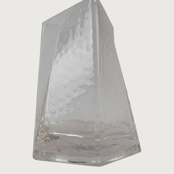 فازة زجاجية كاتري