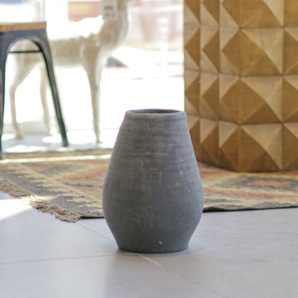 مزهرية حجرية فلورنس