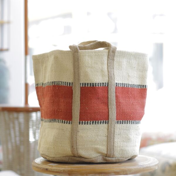 سلة تخزين خيش فولكلور - بيج و متعدد الألوان