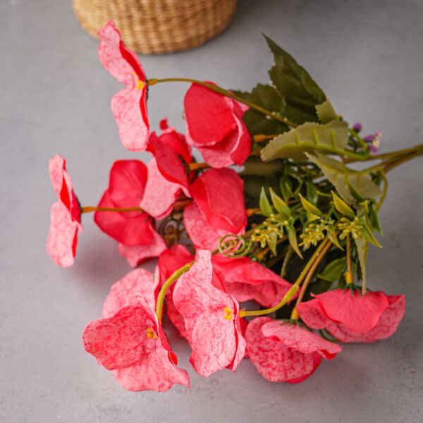 باقة ورد صناعي كارين - وردي واخضر - 12 قطعة