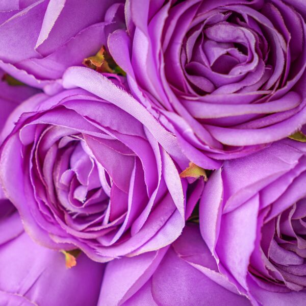 باقة ورد صناعي بلانكا - بنفسجي واخضر - 12 قطعة