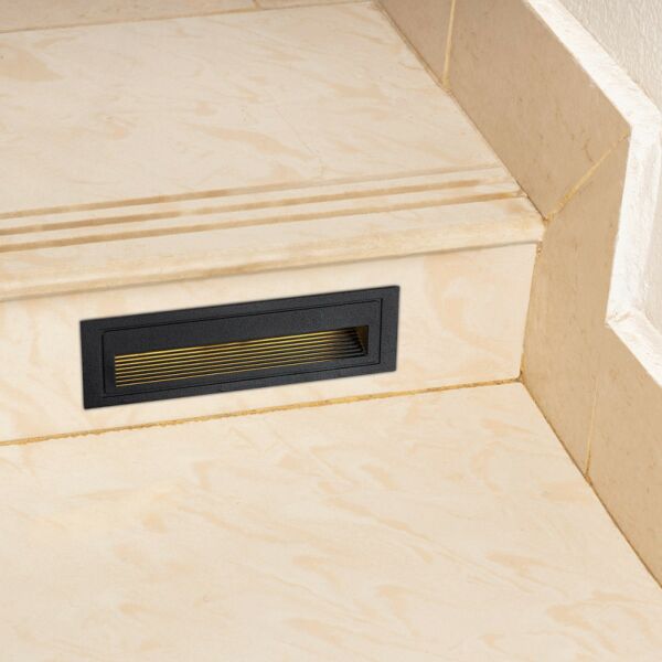 كشاف درج مستطيل كبير اطار اسود