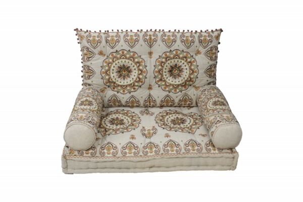 جلسة عربية لوسيل بمقعد - بيج