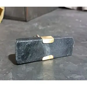 مقبض باب واكا - رمادي وذهبي