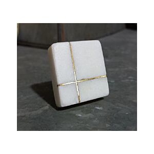 مقبض باب كاستيل - ابيض وذهبي