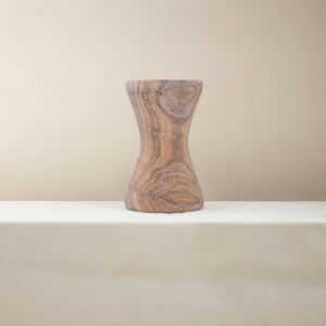 حامل شموع من الحجر الرملي - بني ومتعدد الالوان