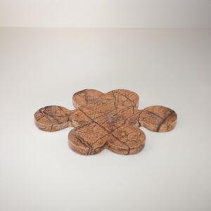 تحفة طبق تقديم من الرخام شكل بازل - بني ومتعدد الالوان