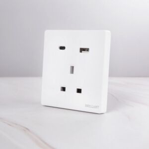 فيش ثنائي المنفذ USB مودرن من برلنت - ابيض