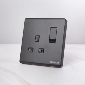 فيش كهرباء 13 أمبير مودرن من برلنت - اسود