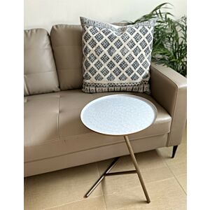 طاولة جانبية كلاسي - رمادي