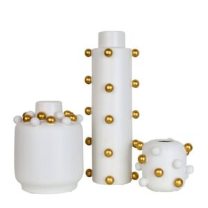 فازة سيراميك بيضاء بنقاط ذهبية صغيرة