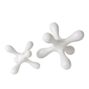 تحفة سداسية بيضاء