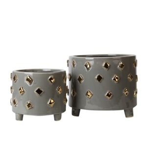 ديكور رمادي وذهبي