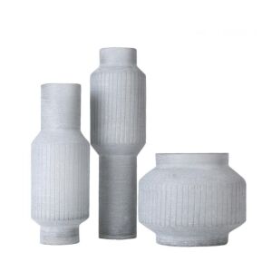 فازة زجاجية رمادية غير لامعة