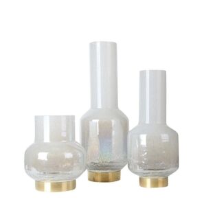 فازة زجاجية رمادية