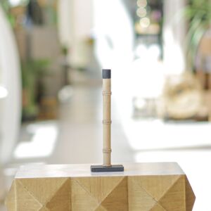 شمعدان خشبي اندري